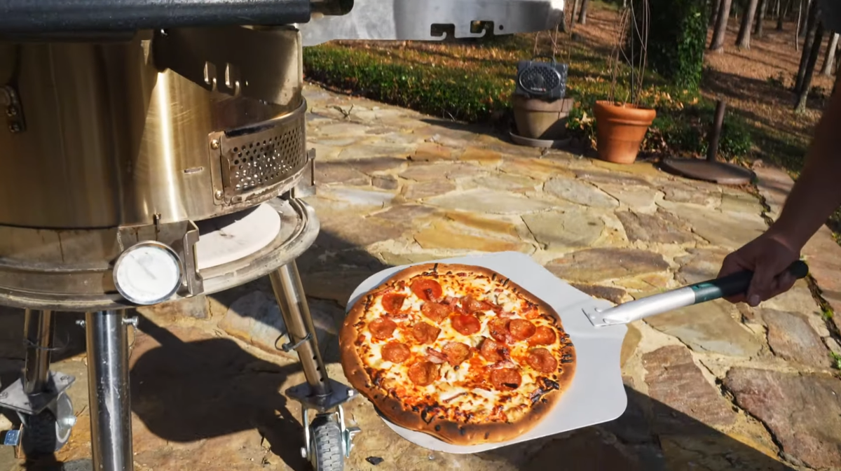 Pizza Oven. Right at the Table.